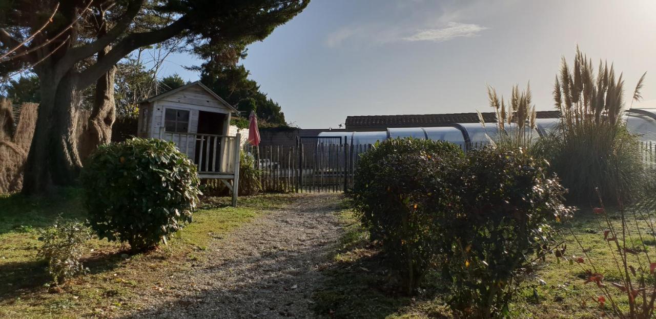 L'Ile De Re Les Trois Moulins Hotell Saint-Martin-de-Ré Exteriör bild